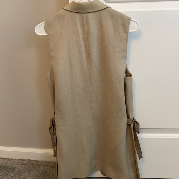 Womens CLUB MONACO Vest - Picture 4 of 4